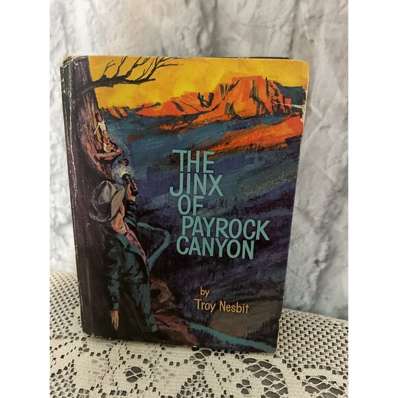 1954 The Jinx of Payrock Canyon Hardback By Troy Nesbit - Picture 1 of 10